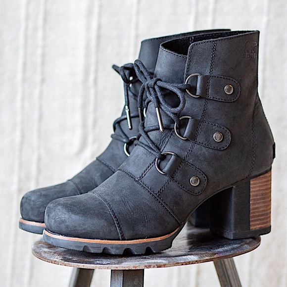 sorel addington black